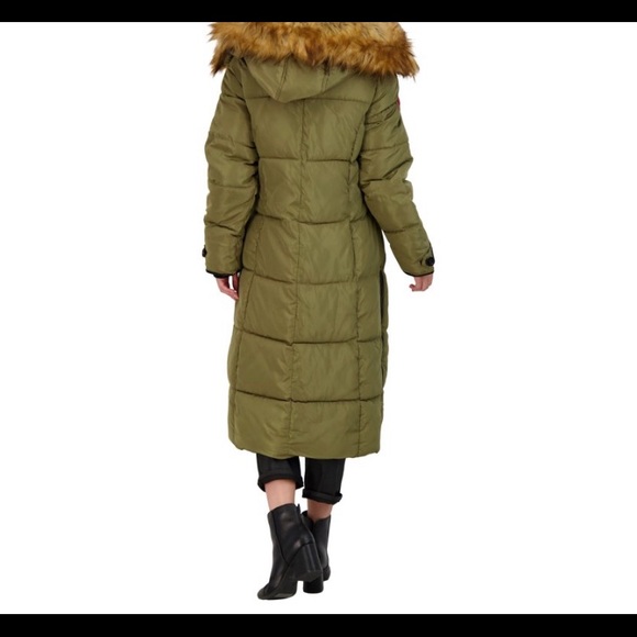 Canada Weather Gear Women's Long Hooded Puffer Coat - Picture 3 of 12